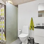 度假居 4 Bedroom Cozy In 约灵