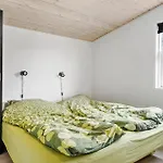度假居 4 Bedroom Cozy In 约灵