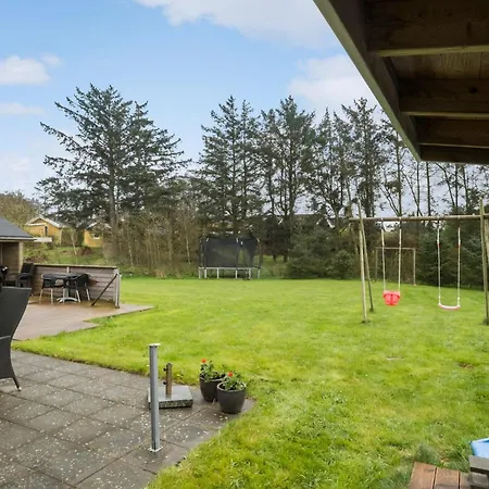 Tatil Evi 4 Bedroom Cozy In Hjørring